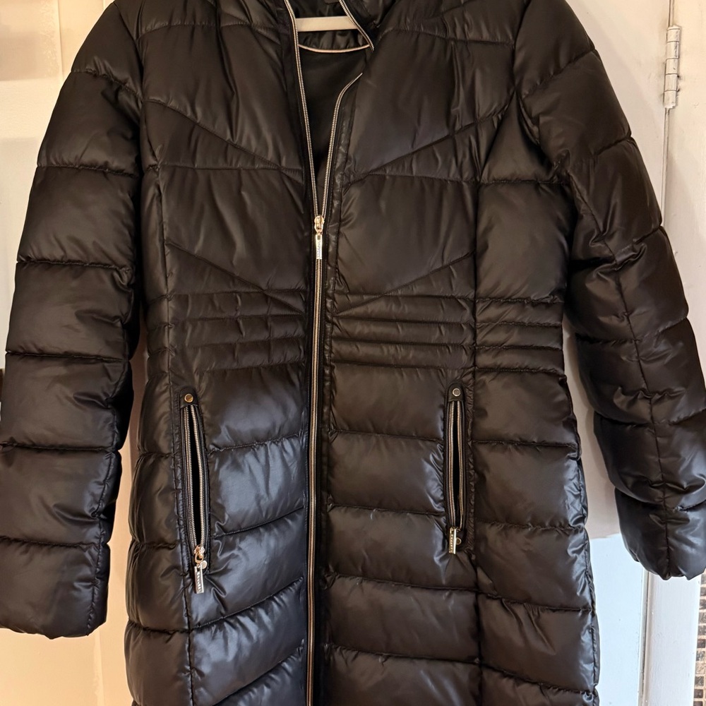 Gallery Women's Black Puffer Coat